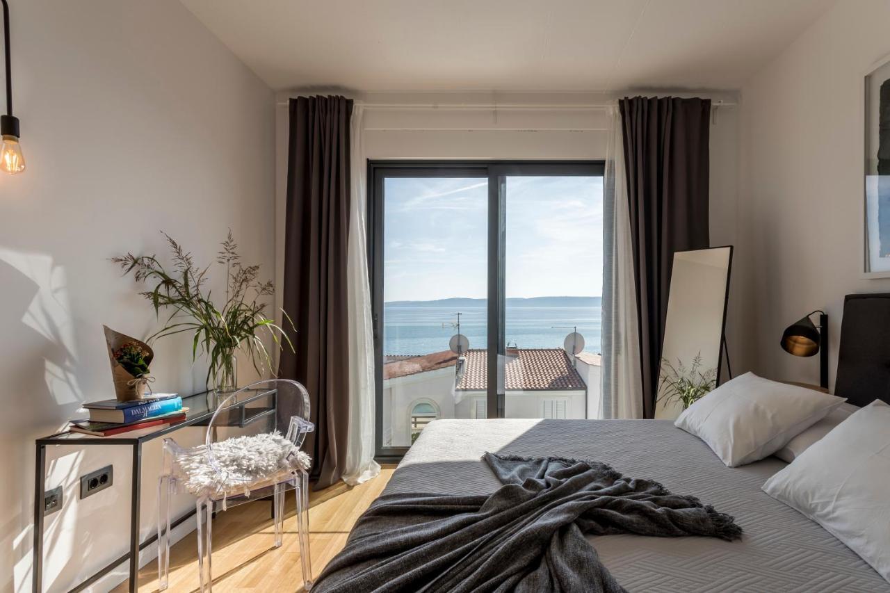 Holiday Home Lola, Sea On A Palm! Heated Pool Трогир Экстерьер фото